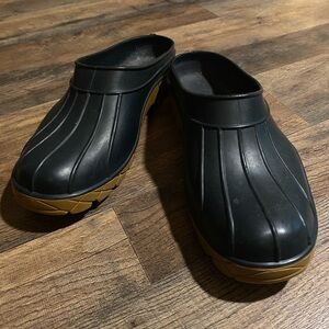 Men's Black Slip-On Shoes